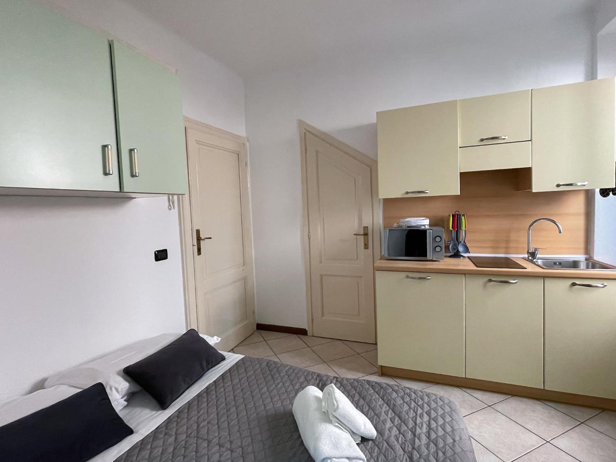 Roncati 7 Center Town Studio Apartments Bellagio Zewnętrze zdjęcie