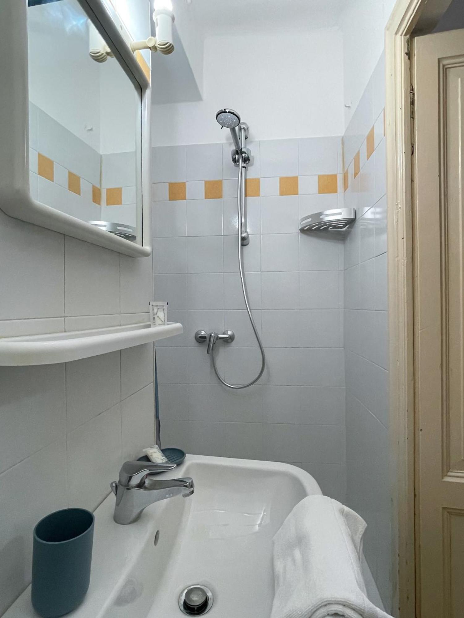 Roncati 7 Center Town Studio Apartments Bellagio Zewnętrze zdjęcie