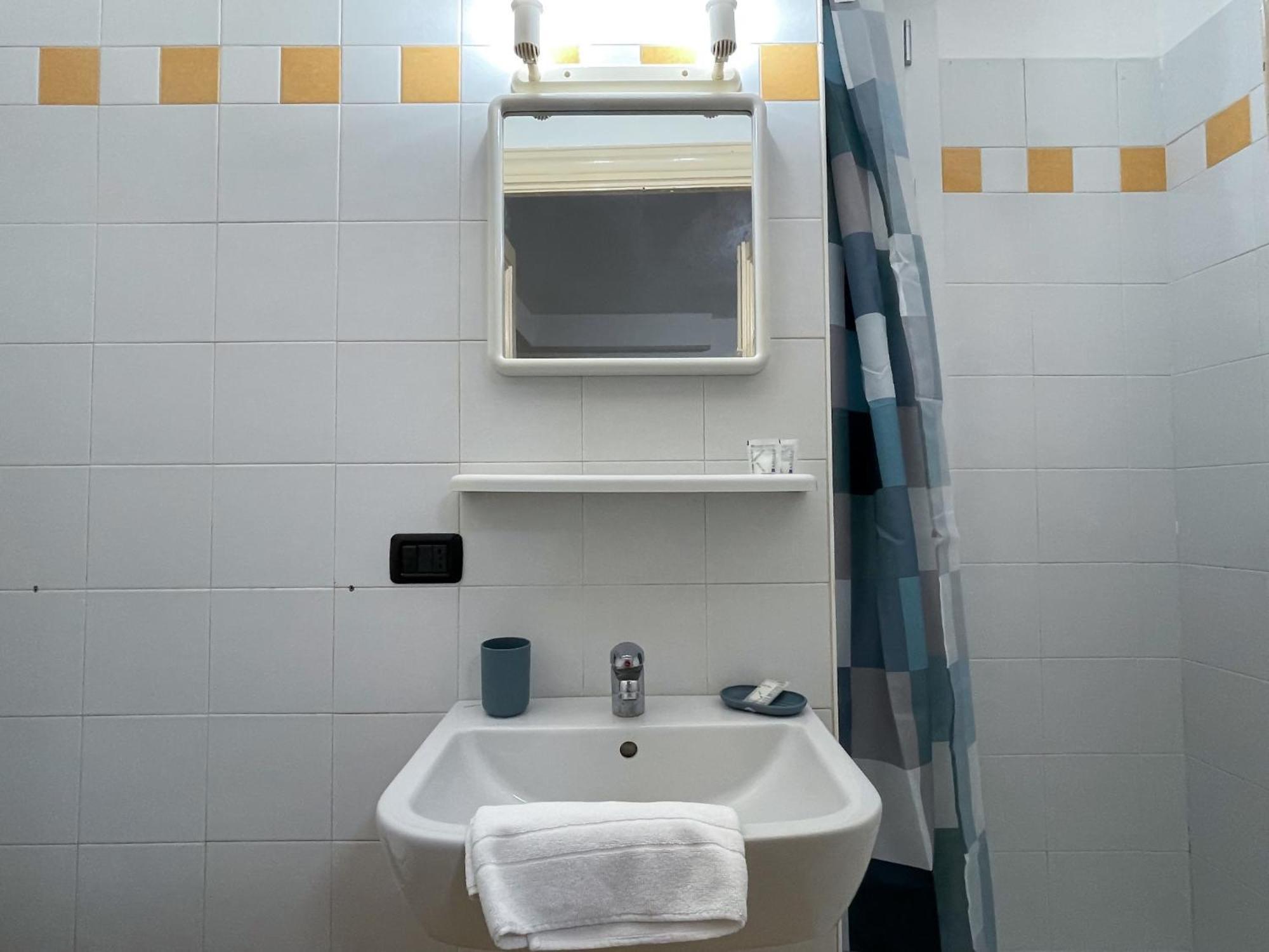 Roncati 7 Center Town Studio Apartments Bellagio Zewnętrze zdjęcie
